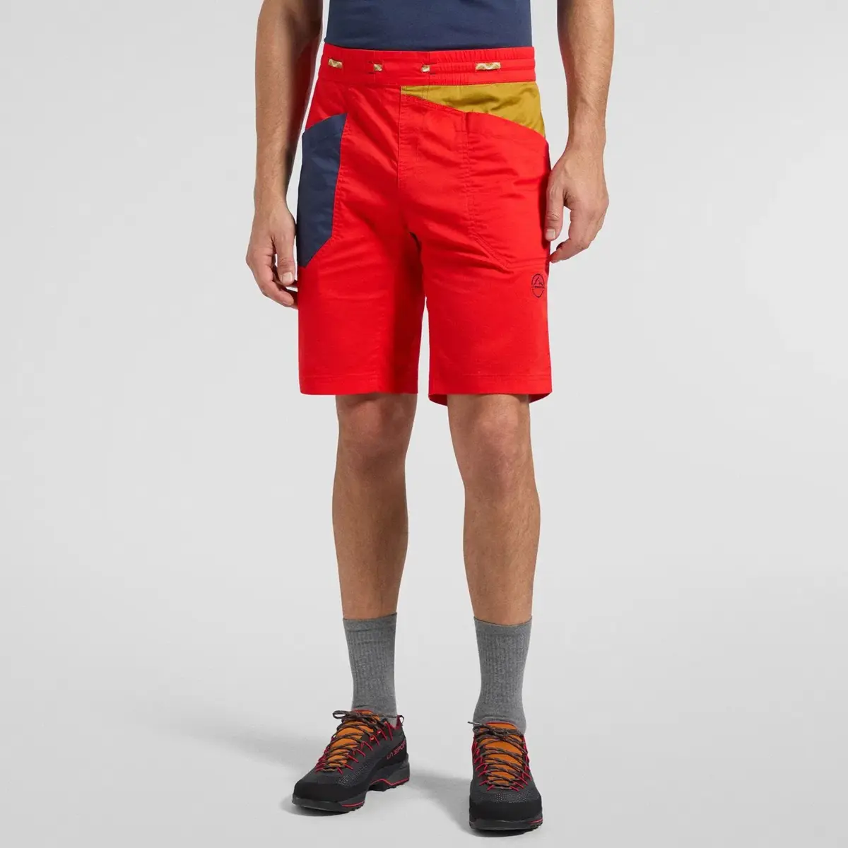 Bolt Shorts M