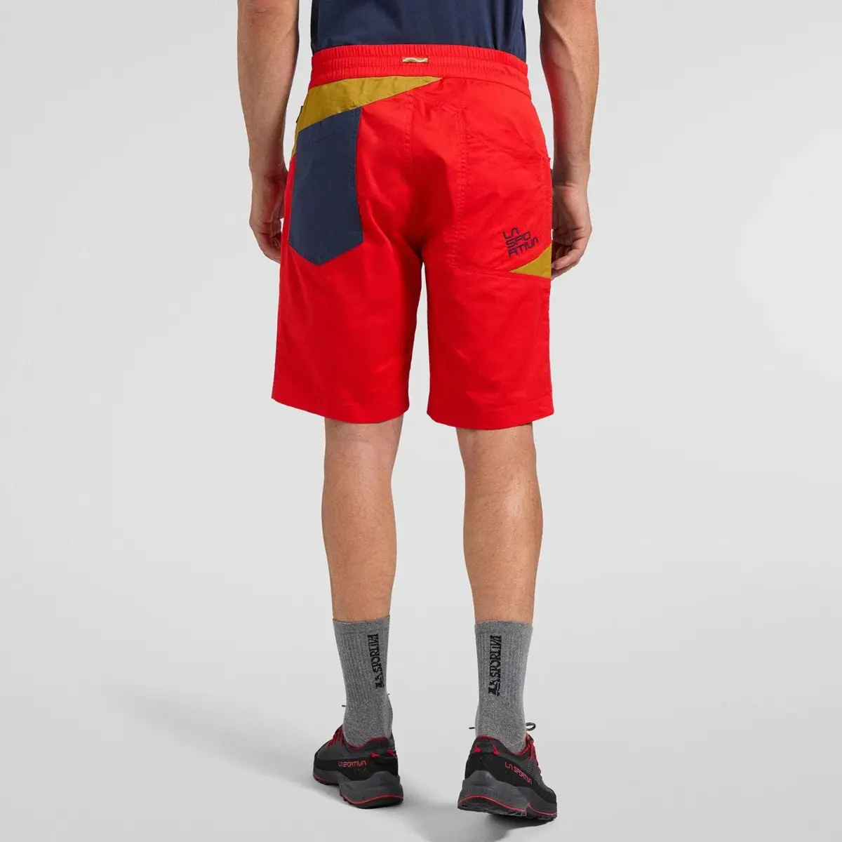 Bolt Shorts M