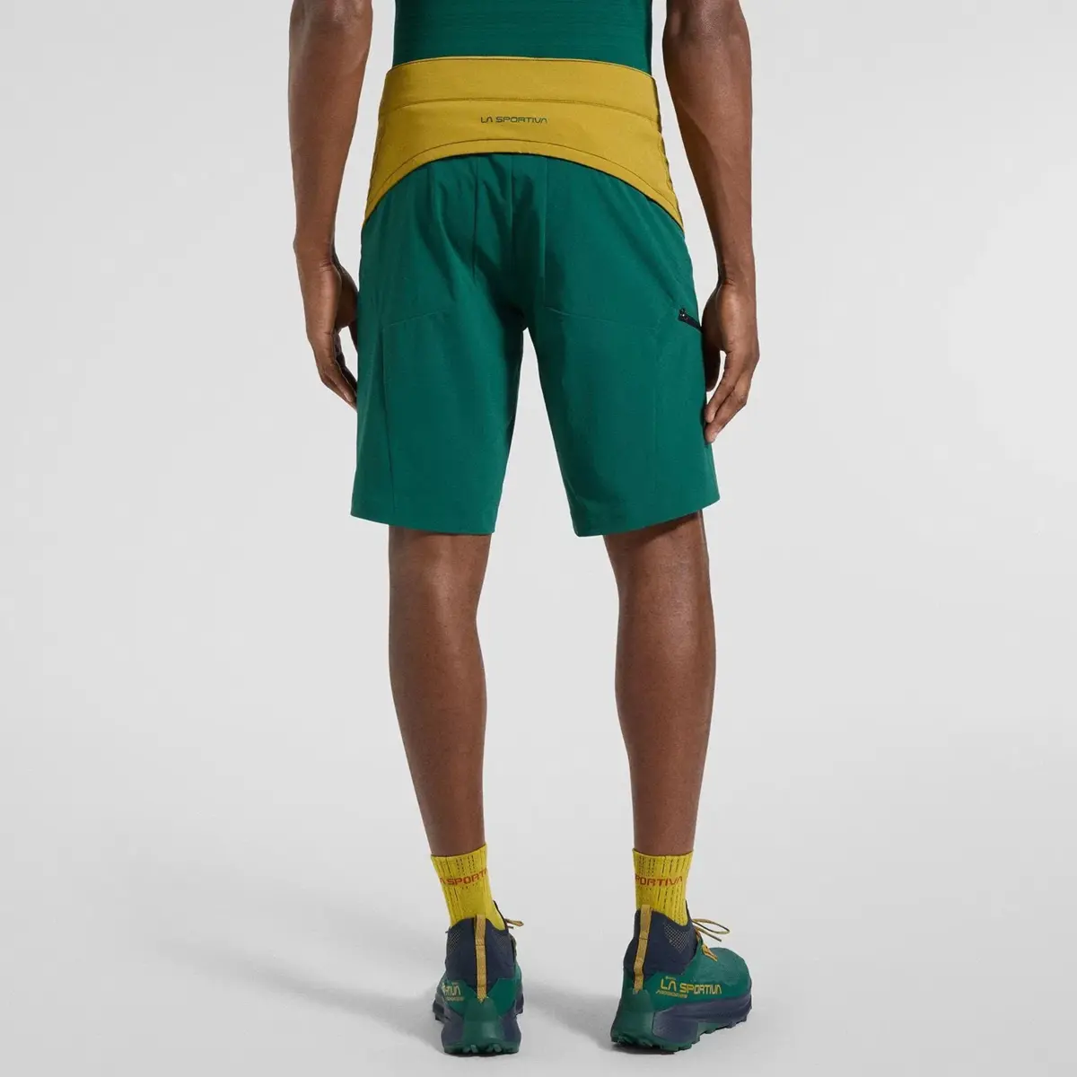 Monument Shorts M