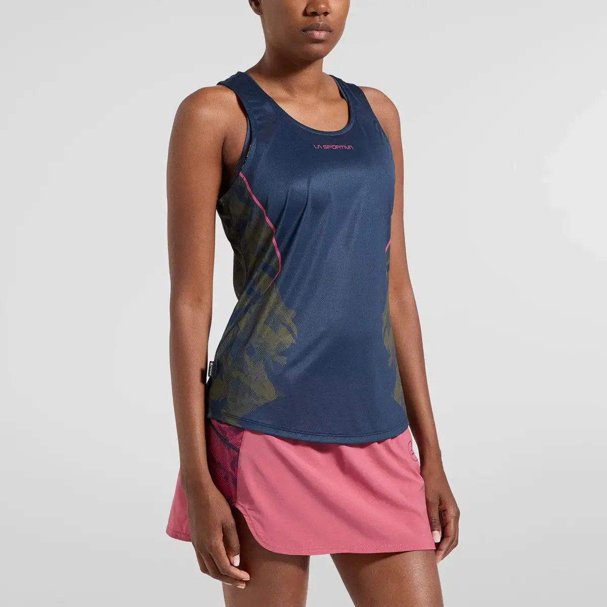 Pacer Tank W