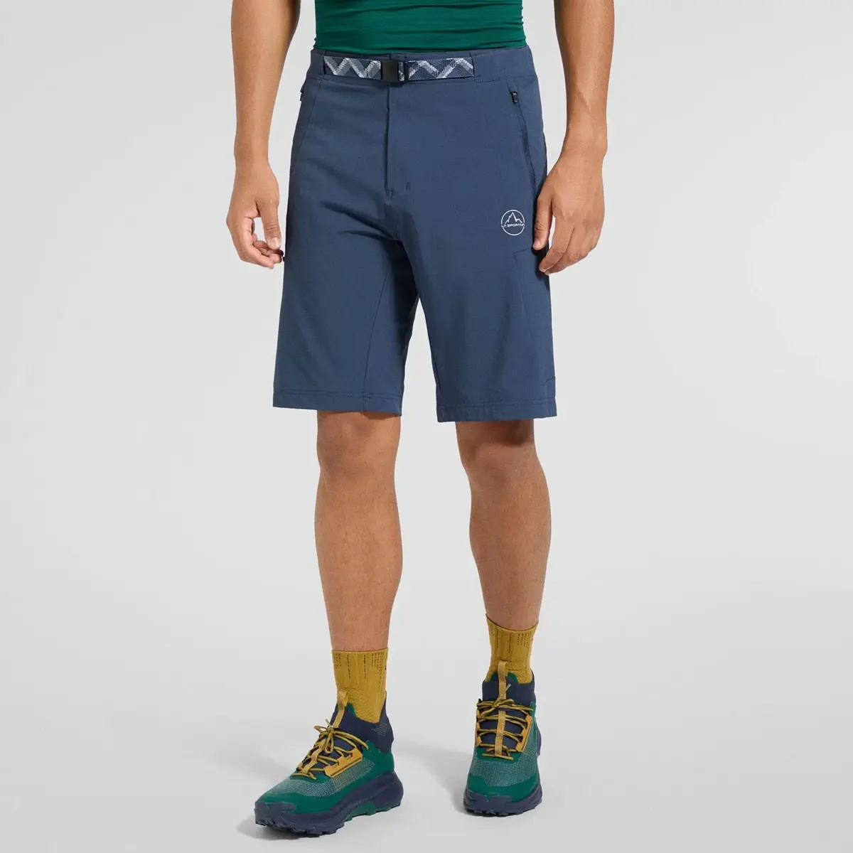 West Crest Shorts M